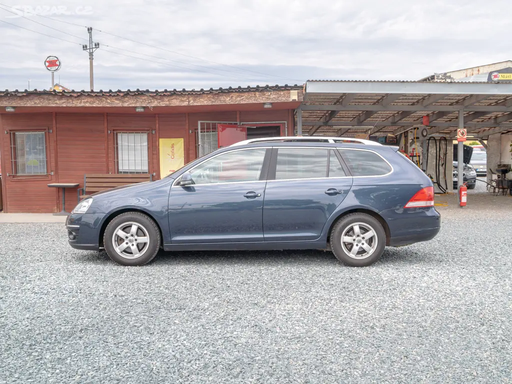 Volkswagen Golf 1.4TSI 90KW PANO PO ROZVODEC